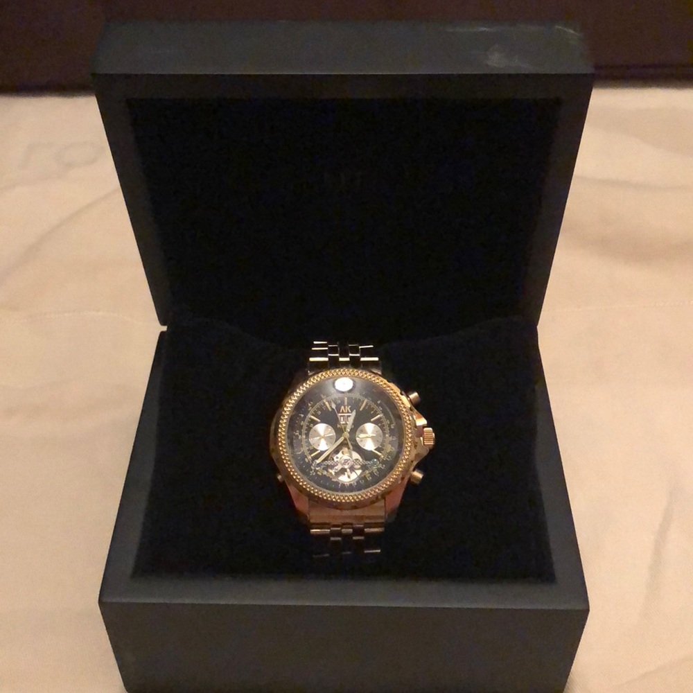 Alias Kim gold plated men’s watch